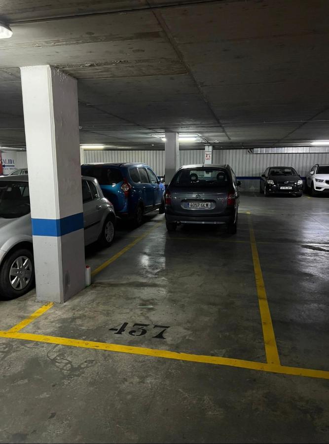Genuar Apartments Malaga Center. Free Parking Eksteriør billede