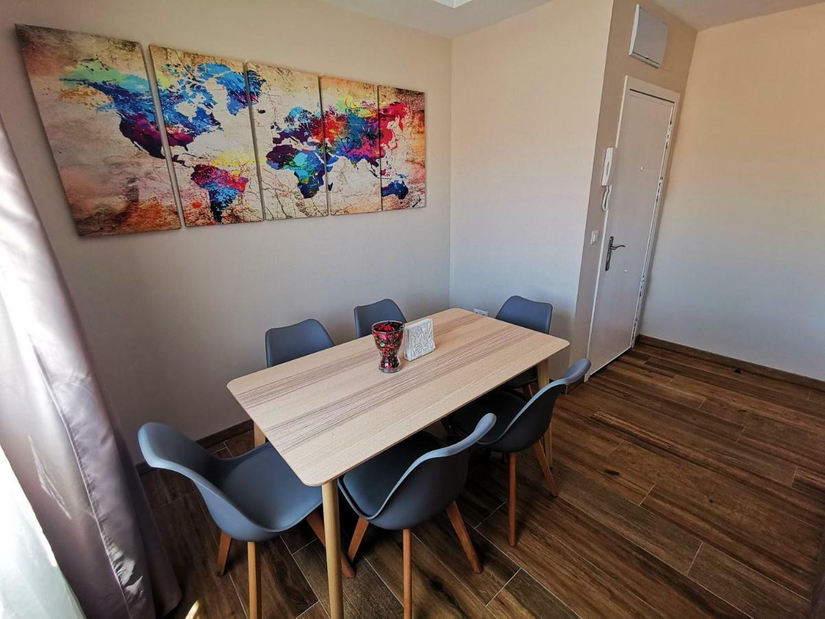 Genuar Apartments Malaga Center. Free Parking Eksteriør billede